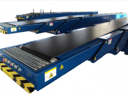 皮帶(dai)式伸縮輸送機